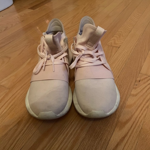 ADIDAS TUBULARS - Picture 1 of 3